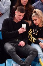 HAILEY BALDWIN at New York Knicks Game 10/29/2016