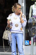 HEIDI KLUM at Starbucks Coffee in Los Angeles 10/02/2016