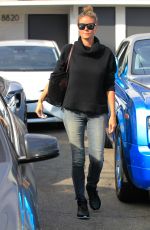 HEIDI KLUM Leaves Meche Salon in Beverly Hills 10/13/2016