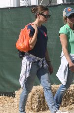 JENNIFER GARNER at a Pumpkin Patch in Los Angeles 10/05/2016