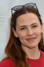 JENNIFER GARNER at ALS Association Golden West Chapter Los Angeles County Walk to Defeat ALS 10/16/2016