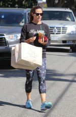 JENNIFER GARNER Out and About in Pacific Palisades 10/01/2016