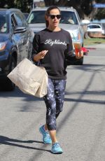 JENNIFER GARNER Out and About in Pacific Palisades 10/01/2016