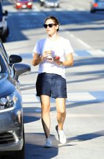 JENNIFER GARNER Out for Coffee in Los Angeles 09/30/2016