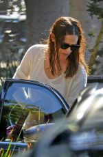 JENNIFER GARNER Out in Los Angeles 10/17/2016
