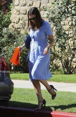 JENNIFER GARNER Out Shopping in Brentwood 10/09/2016