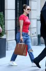 JENNIFER LOPEZ Leaves Her Apartment in New York 10/20/2016