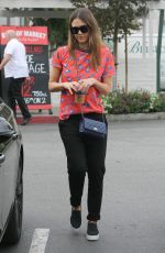 JESSICA ALBA Leaves Bristol Farms in Beverly Hills 10/23/2016
