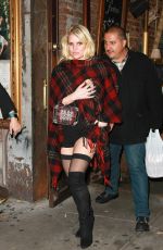 JESSICA SIMPSON Leaves Lil Frankie Restaurant in New York 10/24/2016