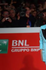 JULIETTE BINOCHE at 