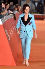 JULIETTE BINOCHE at 