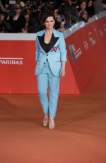 JULIETTE BINOCHE at 