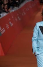 JULIETTE BINOCHE at 