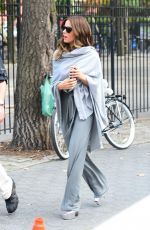 KATE BECKINSALE on the Set of 