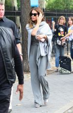 KATE BECKINSALE on the Set of 