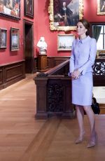 KATE MIDDLETON at Mauritshuis Museum in Hague 10/11/2016