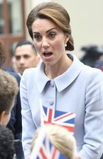 KATE MIDDLETON at Mauritshuis Museum in Hague 10/11/2016