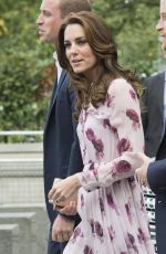 KATE MIDDLETON Celebrate World Mental Health Day at London Eye 10/10/2016