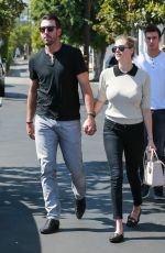 KATE UPTON Out for Lunch at Fred Segal in West Hollywood 10/04/2016