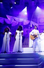 KATY PERRY Performs at 2016 Children’s Hospital Los Angeles Once Upon a Time Gala 10/15/2016