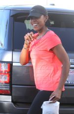 KELLY ROWLAND Out and About in Los Angeles 10/22/2016