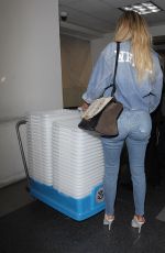 KHLOE KARDASHIAN at Los Angeles International Airport 09/29/2016