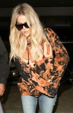 KHLOE KARDASHIAN at Los Angeles International Airport 10/06/2016