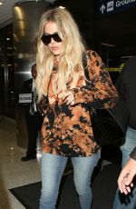 KHLOE KARDASHIAN at Los Angeles International Airport 10/06/2016