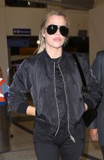 KHLOE KARDASHIAN at Los Angeles International Airport 10/16/2016