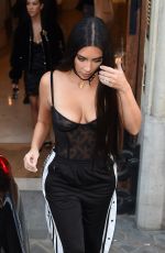 KIM KARDASHIAN Arrives at Givenchy Offices in Paris 09/29/2016