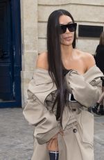 KIM KARDASHIAN Out and About in Paris 10/02/2016
