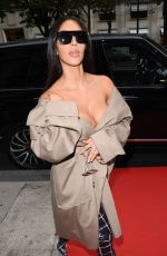 KIM KARDASHIAN Out and About in Paris 10/02/2016