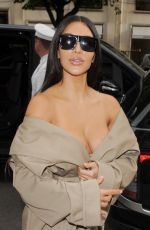 KIM KARDASHIAN Out and About in Paris 10/02/2016