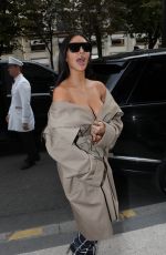 KIM KARDASHIAN Out and About in Paris 10/02/2016