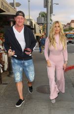 KIM ZOLCIAK Out for Lunch in Beverly Hills 10/15/2016