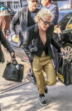 KRISTEN STEWART Arrives at Her Hotel in New York 10/06/2016