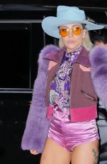 LADY GAGA Leaves 