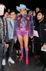 LADY GAGA Leaves 