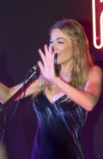 LEANN RIMES Promotes 