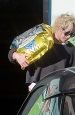 KRISTEN STEWART Leaves a Pet Store in Los Feliz 10/21/2016