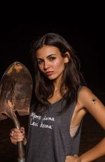 MADISON REED and VICTORIA JUSTICE at Lake Powell Trip, September 2016