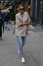 MARIA SHARAPOVA Out and About New York 10/20/2016