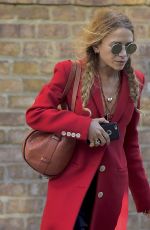 MARY KATE OLSEN Leaves Her Hotel in New York 10/07/2016
