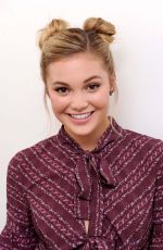 OLIVIA HOLT Performs at Neutrogena & Teen Vogue Show in New York 09/30/2016