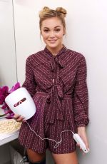 OLIVIA HOLT Performs at Neutrogena & Teen Vogue Show in New York 09/30/2016
