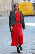 OLIVIA PALERMO on the Set of a Potoshoot in New York 10/18/2016