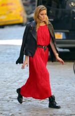 OLIVIA PALERMO on the Set of a Potoshoot in New York 10/18/2016