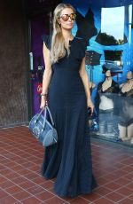 PARIS HILTON Shoping for Halloween Costumes in West Hollywood 10/17/2016