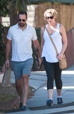 Pregnant KATHERINE HEIGL Out and About in Los Angeles 10/08/2016