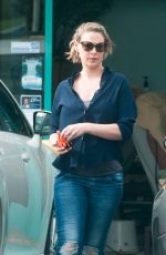 Pregnant KATHERINE HEIGL Out Shopping in Glendale 10/23/2016